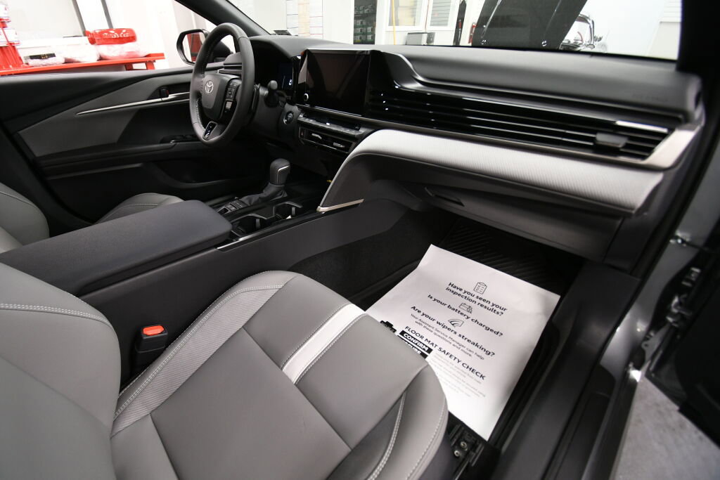 Certified 2025 Toyota Camry SE image 27