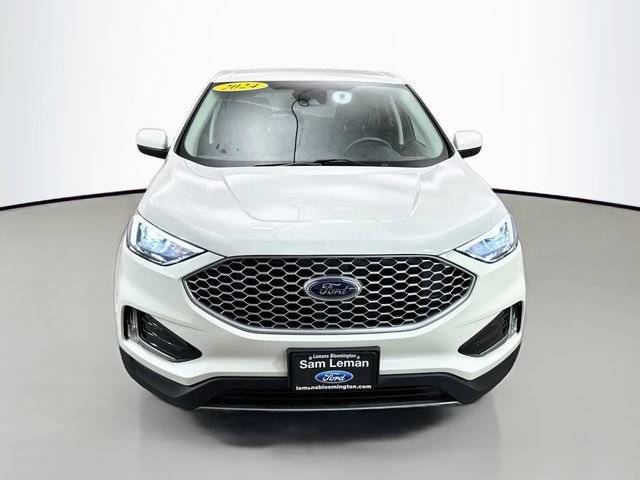 Certified 2024 Ford Edge SEL w/ Convenience Package AWD/4WD image 2