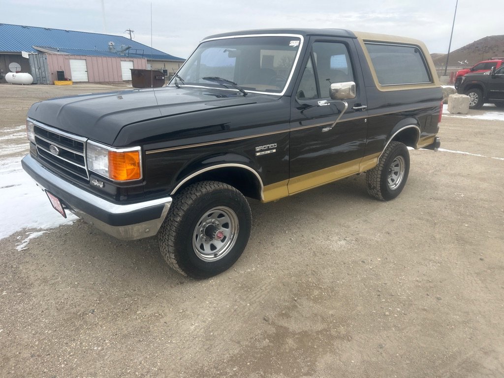 Used 1989 Ford Bronco AWD/4WD image 2