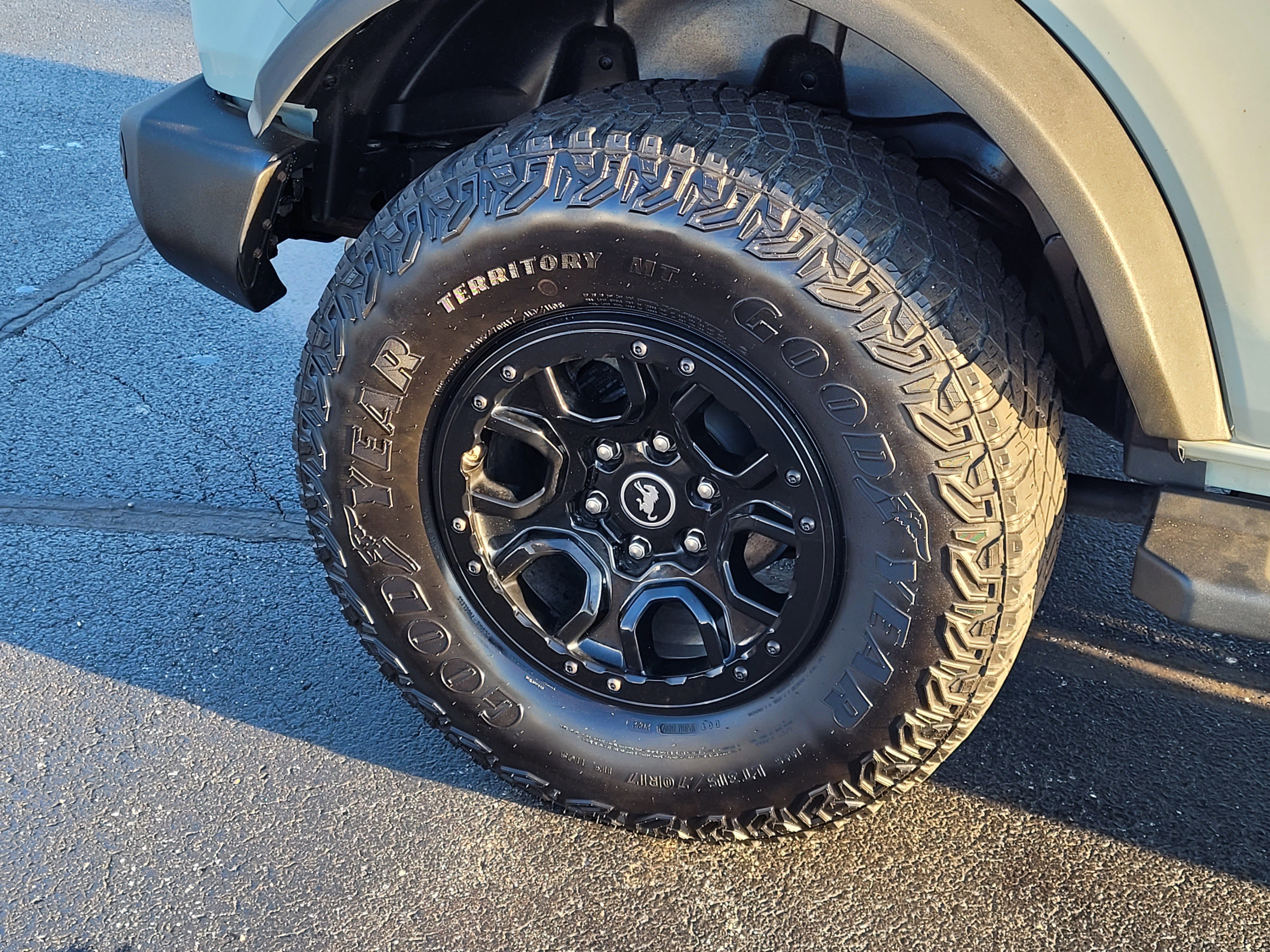 Used 2023 Ford Bronco Wildtrak image 10