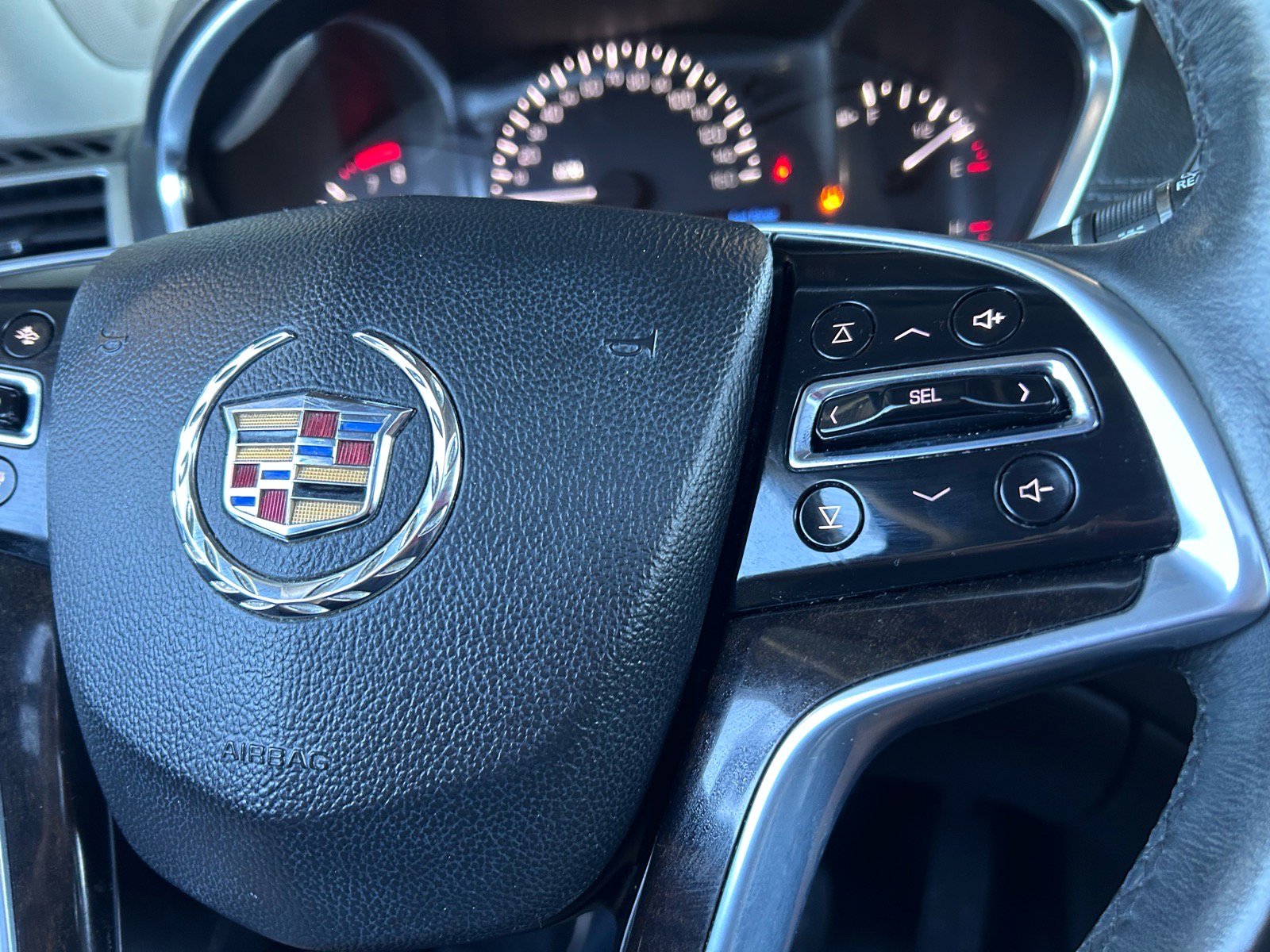 Used 2016 Cadillac SRX Premium w/ Driver Assist Package AWD/4WD image 24