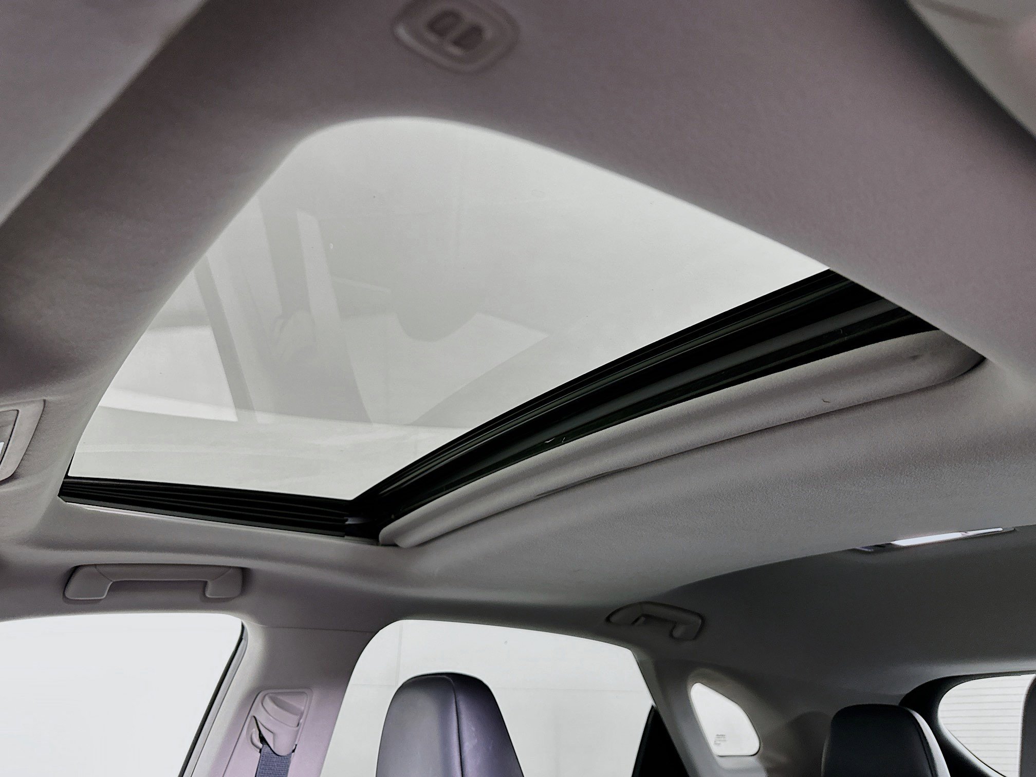 Used 2017 Lexus RX 450h AWD w/ Cold Weather Package image 27