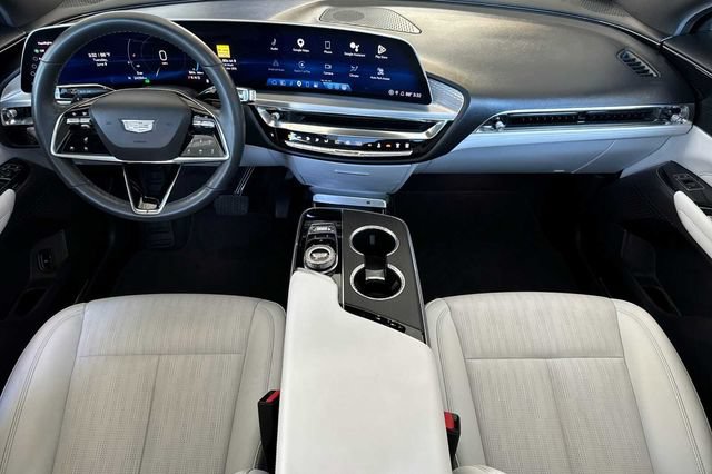 Certified 2024 Cadillac Lyriq Luxury RWD image 13