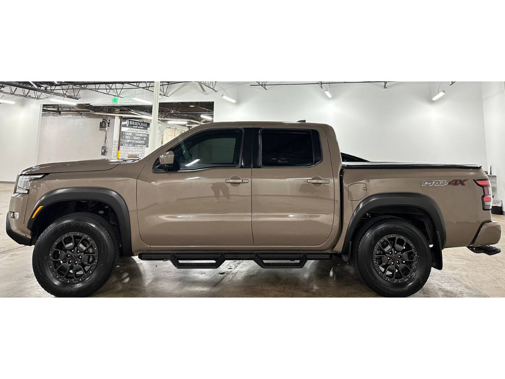 Used 2023 Nissan Frontier PRO-4X w/ Pro-4X Premium Package AWD/4WD image 8