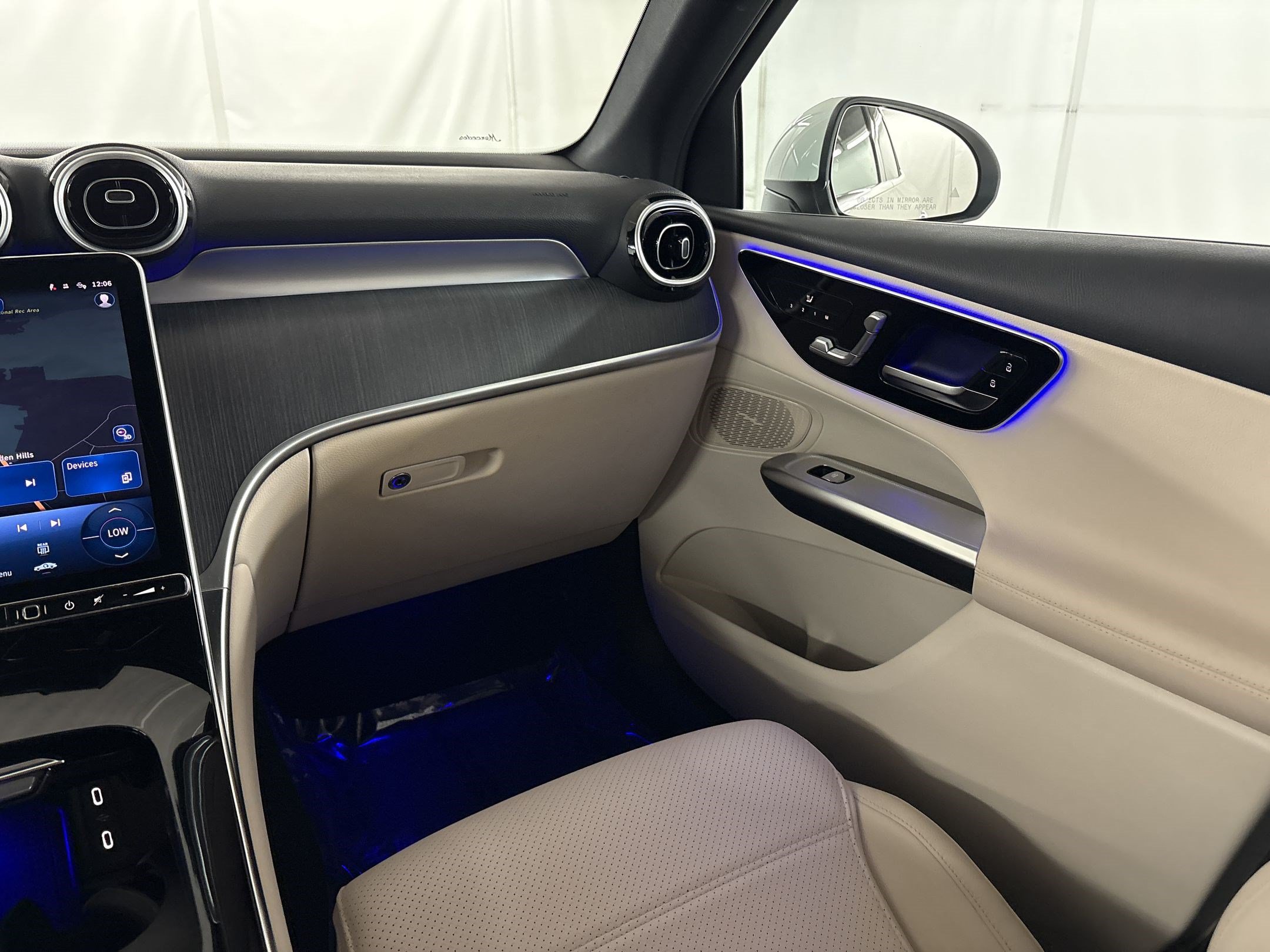 Certified 2025 Mercedes-Benz GLC 350e 4MATIC image 30