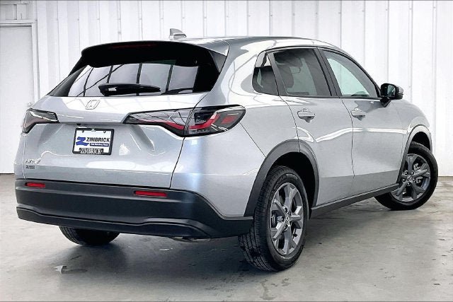 Certified 2027 Honda HR-V LX image 12