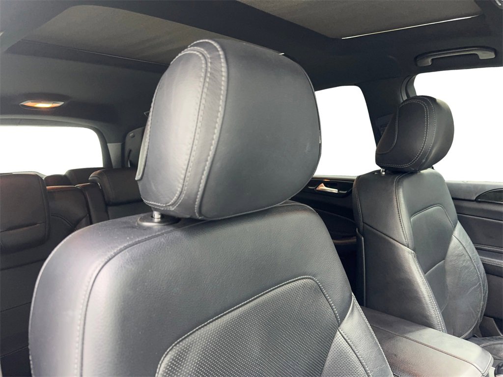 Used 2018 Mercedes-Benz GLS 450 4MATIC image 48