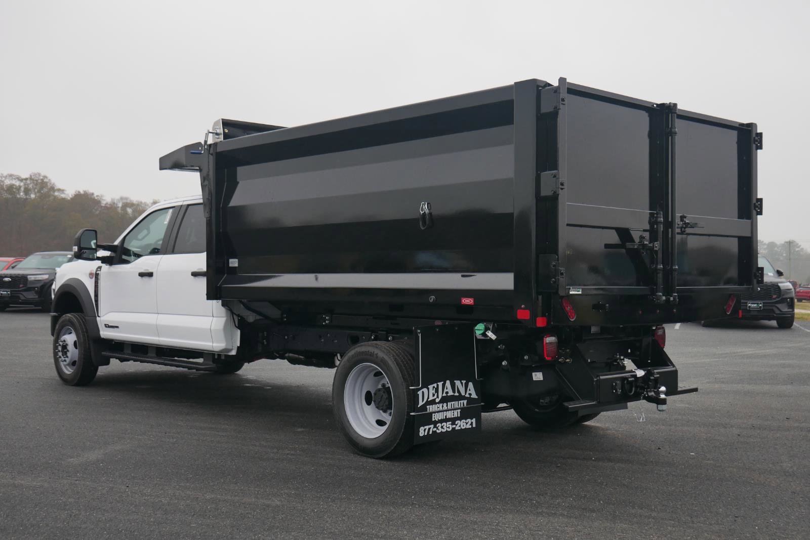 New 2026 Ford F550 4x4 Crew Cab image 10