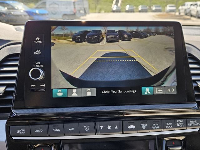 New 2026 Honda Odyssey Touring image 11