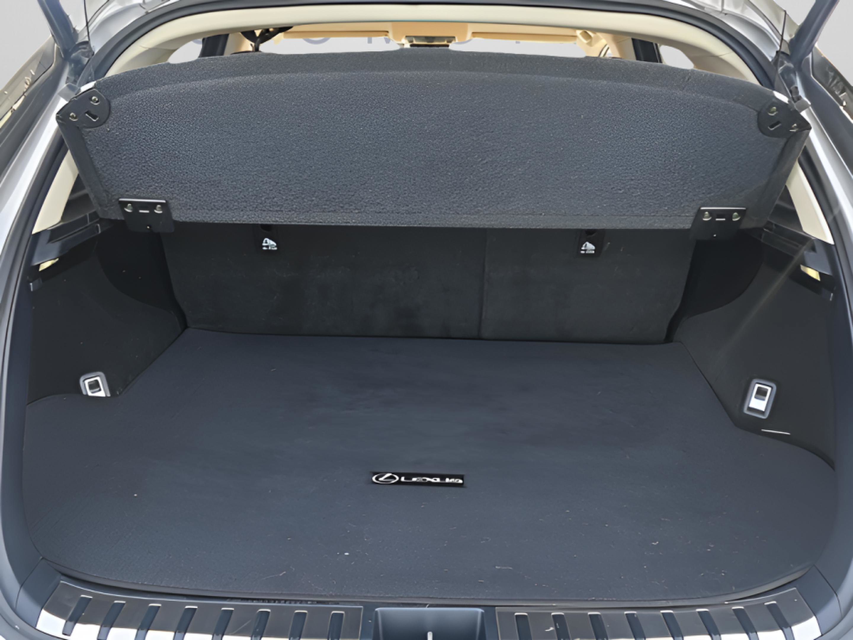 Used 2018 Lexus NX 300h AWD w/ Premium Package image 11