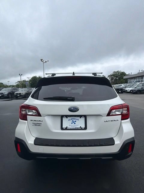 Used 2019 Subaru Outback 2.5i Touring AWD/4WD image 7