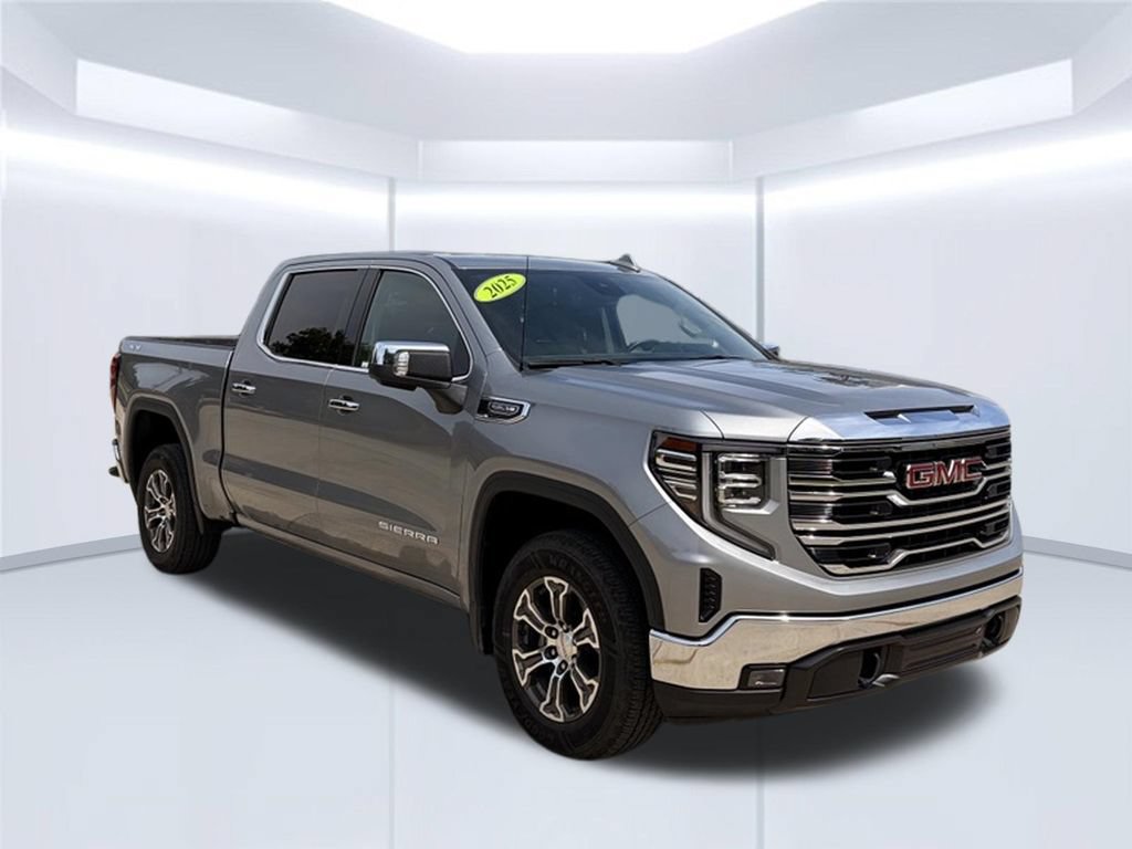 Used 2025 GMC Sierra 1500 SLT AWD/4WD image 3