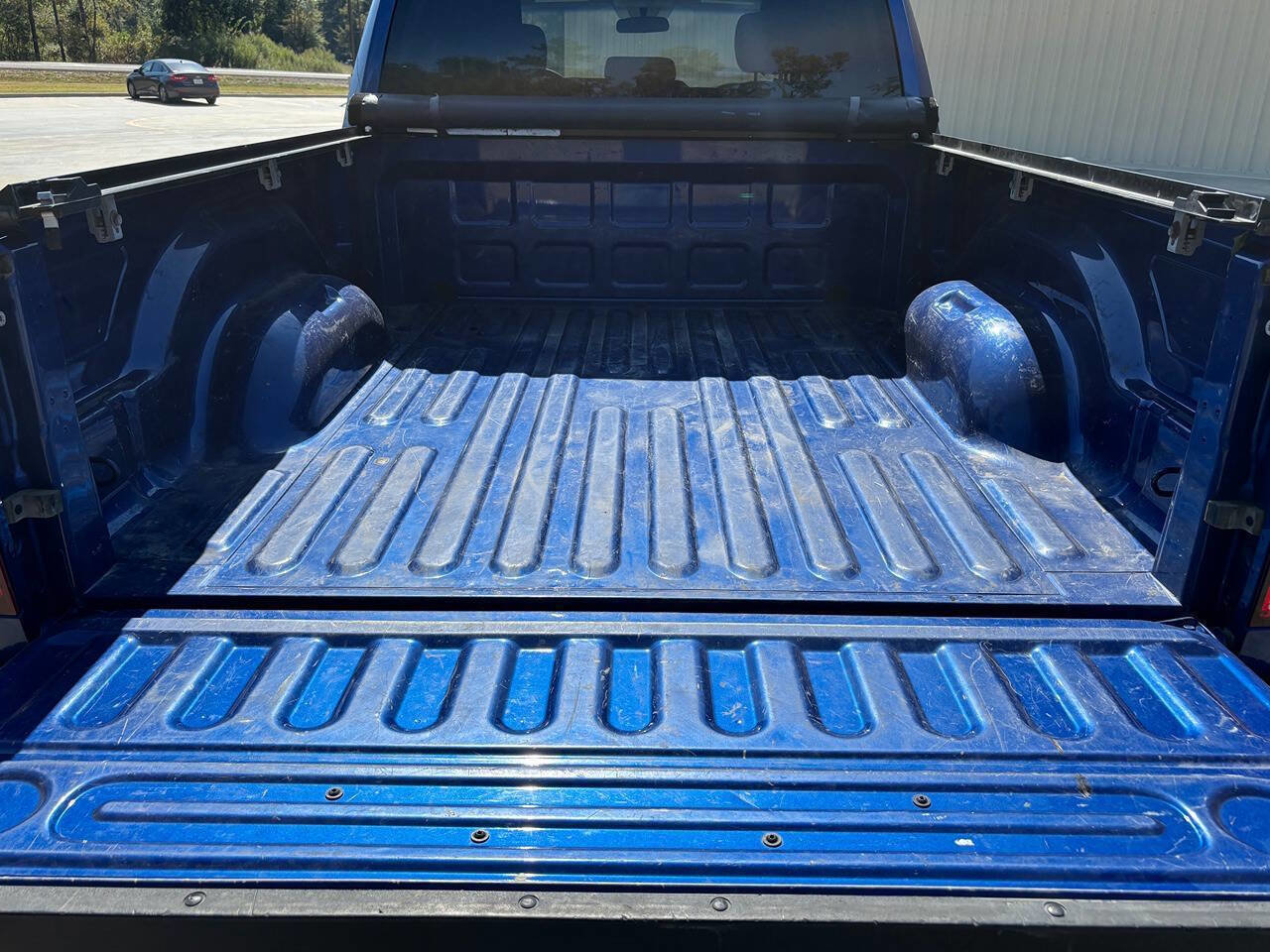 Used 2015 RAM 1500 ST w/ SXT Appearance Group image 26