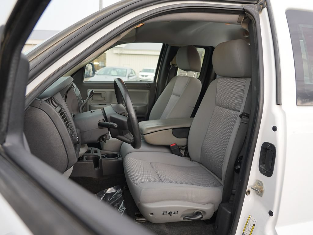 Used 2011 Dodge Dakota Big Horn w/ Skid Plate Group AWD/4WD image 13