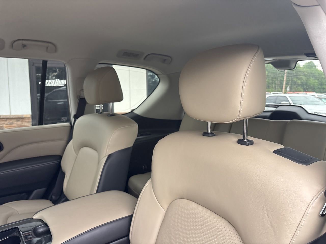 Used 2024 INFINITI QX80 Premium Select w/ Cargo Package AWD/4WD image 5