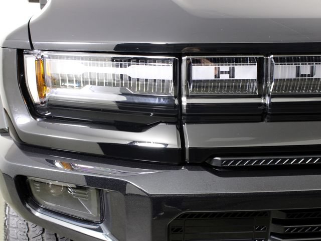Used 2024 GMC Hummer EV 2X AWD/4WD image 11