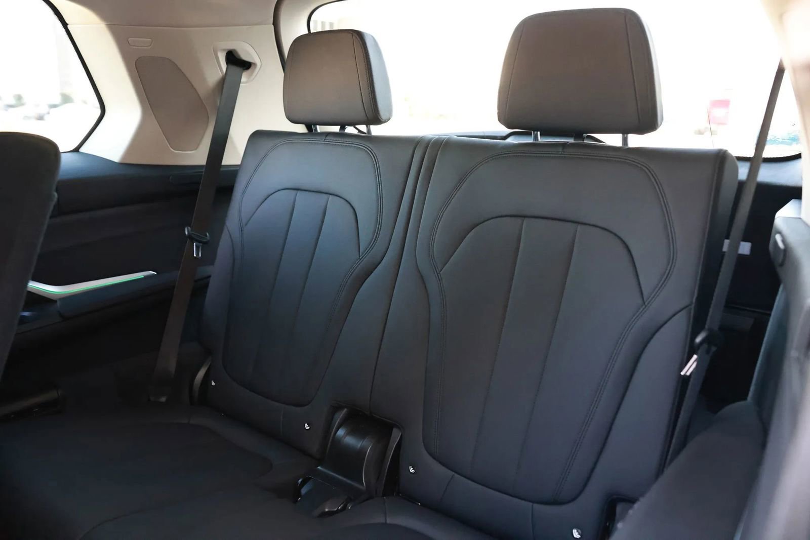 Used 2020 BMW X7 xDrive40i w/ Cold Weather Package image 33