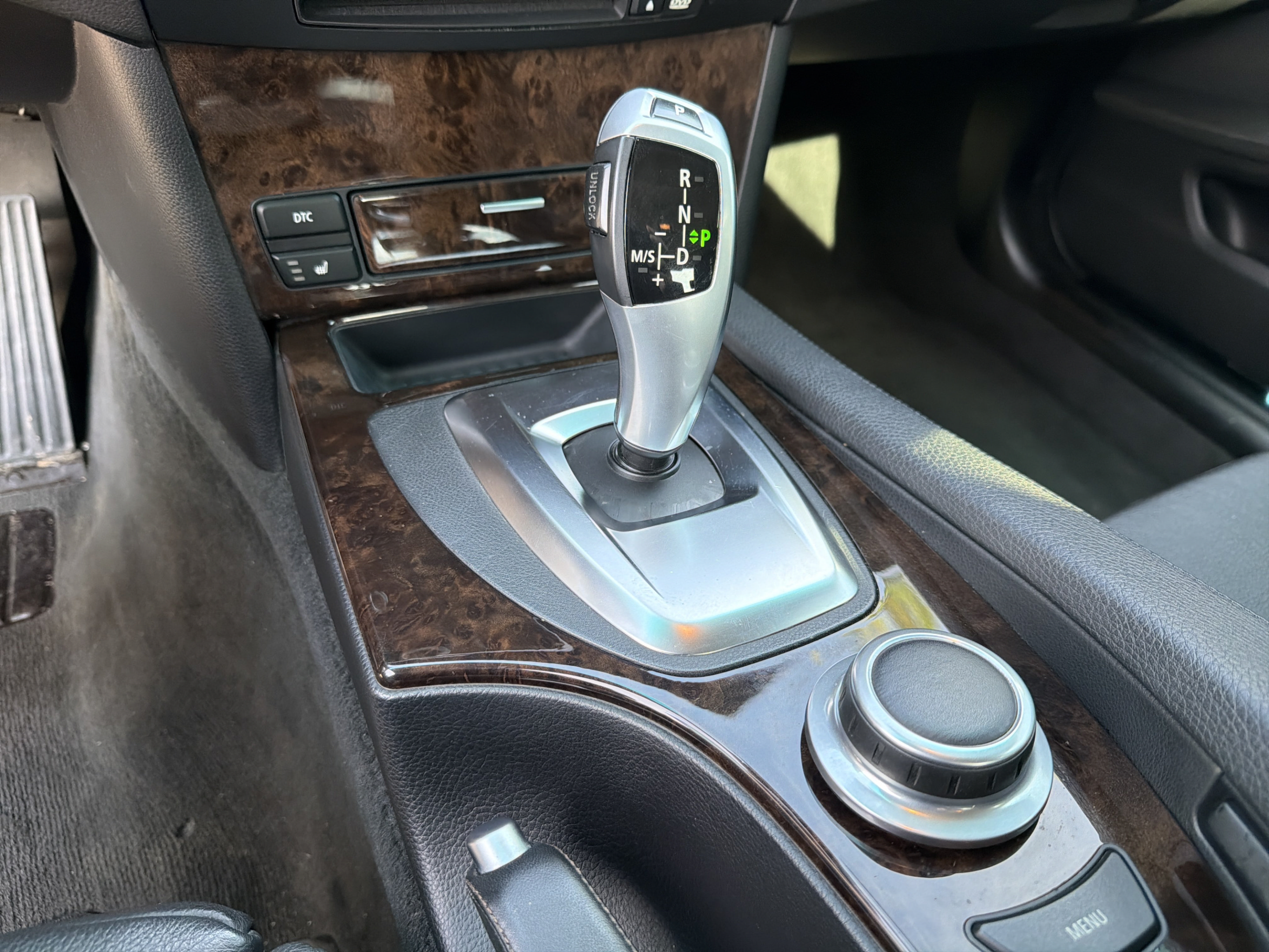 Used 2008 BMW 550i Sedan RWD image 16