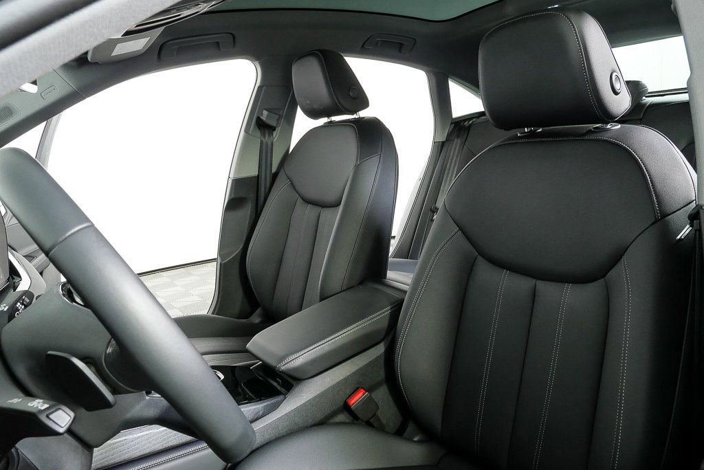 Certified 2025 Audi A5 2.0T Premium Plus Sedan w/ Premium Plus image 5