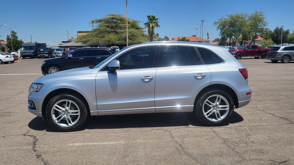 Used 2016 Audi Q5 2.0T Premium Plus w/ Technology Package AWD/4WD image 5