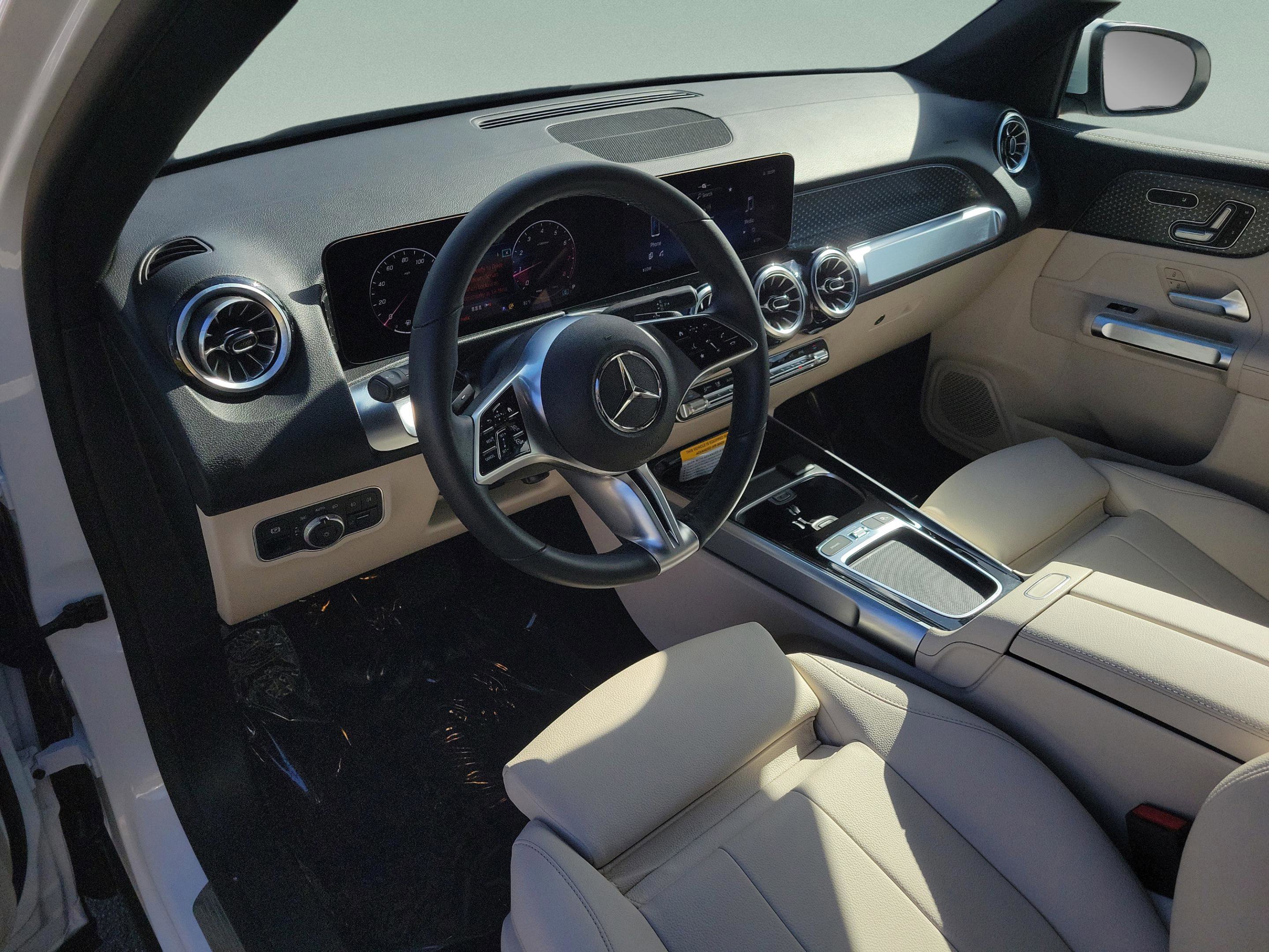 Certified 2025 Mercedes-Benz GLB 250 image 25