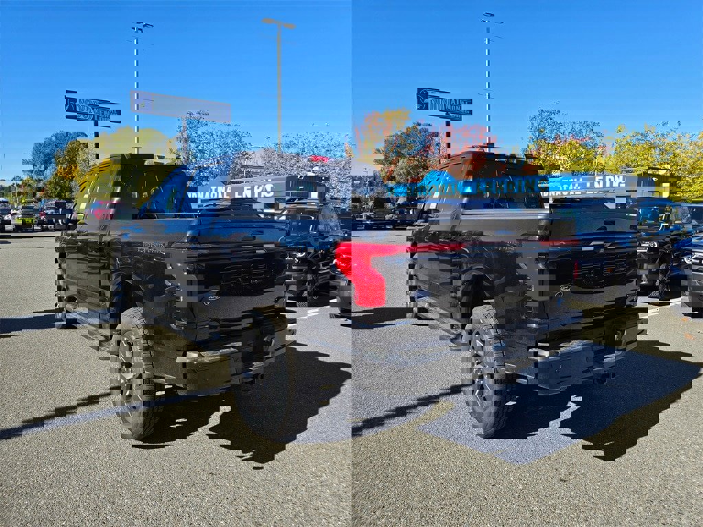 New 2025 Ford F150 Lightning Lariat w/ Max Trailer Tow Package image 7