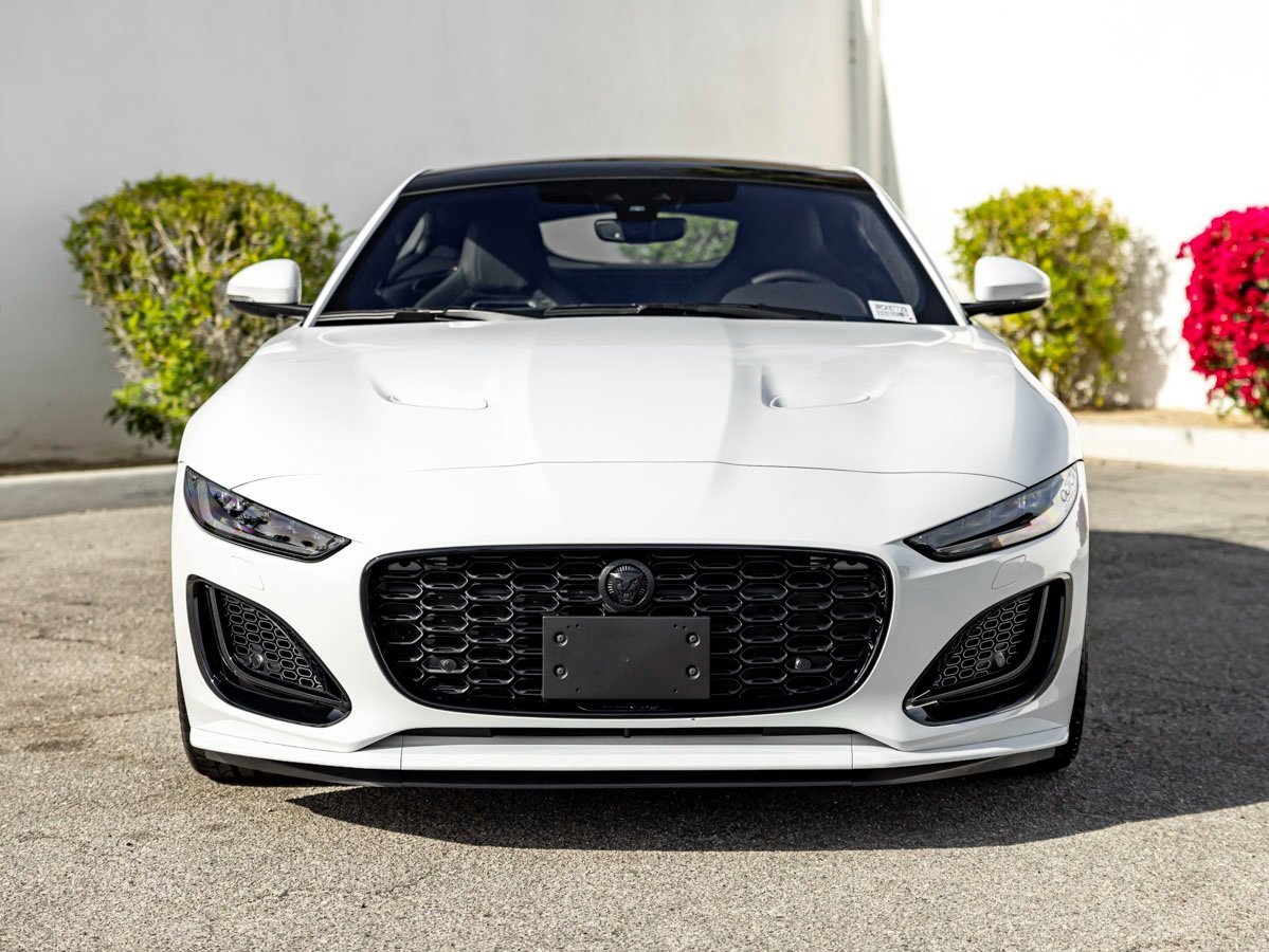 New 2024 Jaguar F-TYPE Coupe AWD image 3