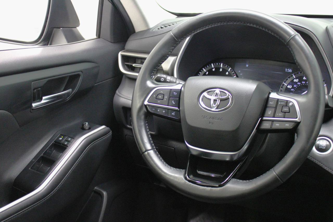 Used 2021 Toyota Highlander XLE image 51