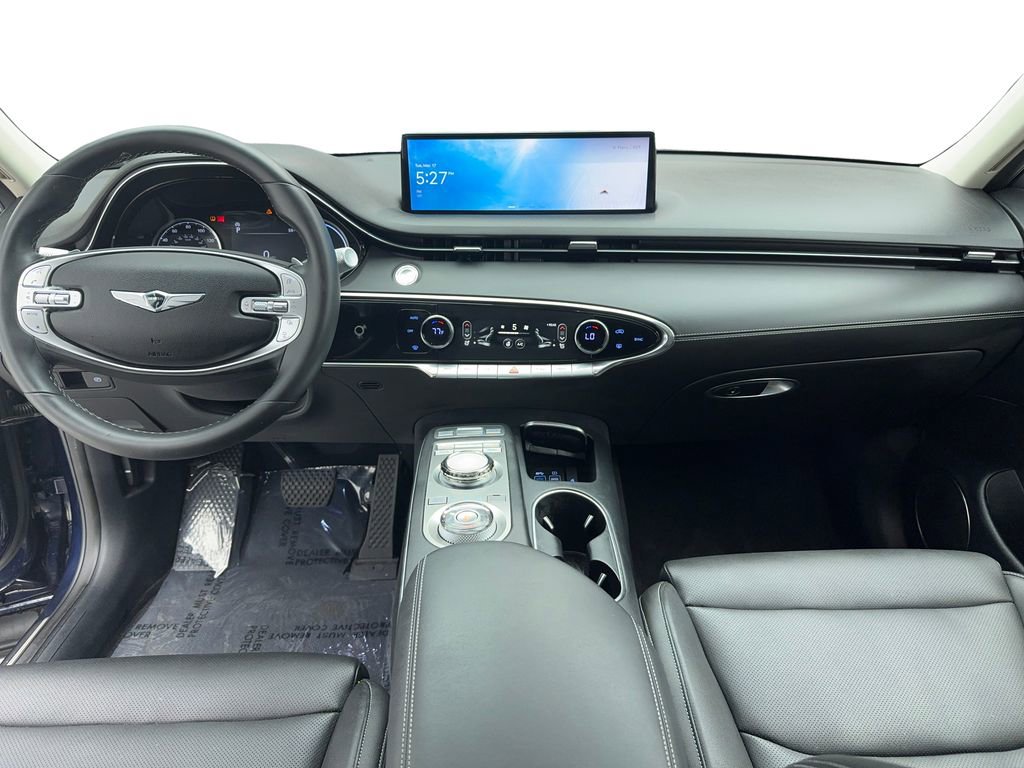 Used 2024 Genesis GV70 2.5T w/ Select Package image 18