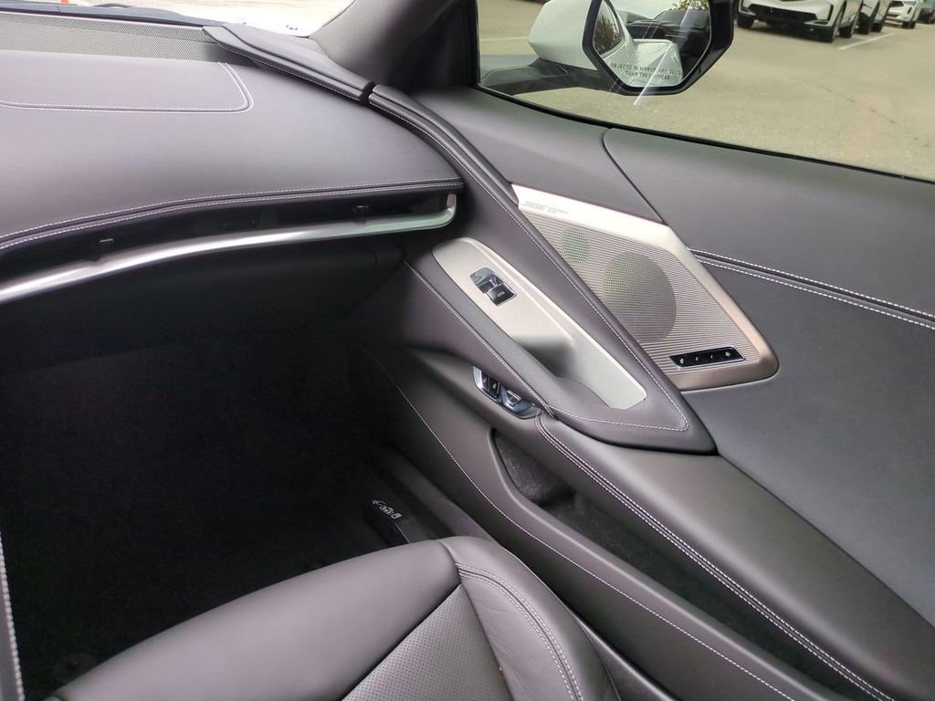 Used 2023 Chevrolet Corvette Stingray Preferred Cpe w/ Z51 Performance Package image 16