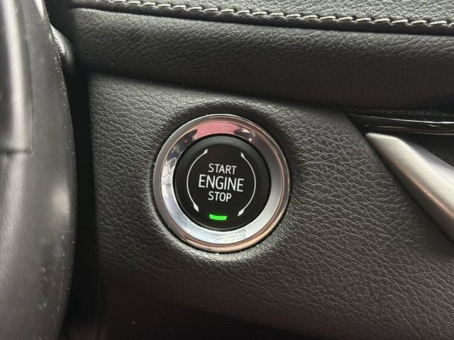 Used 2024 Cadillac XT4 Premium Luxury FWD image 21