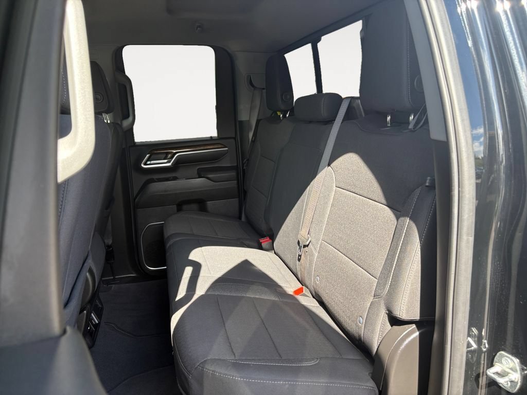 Used 2024 GMC Sierra 3500 SLE AWD/4WD image 13