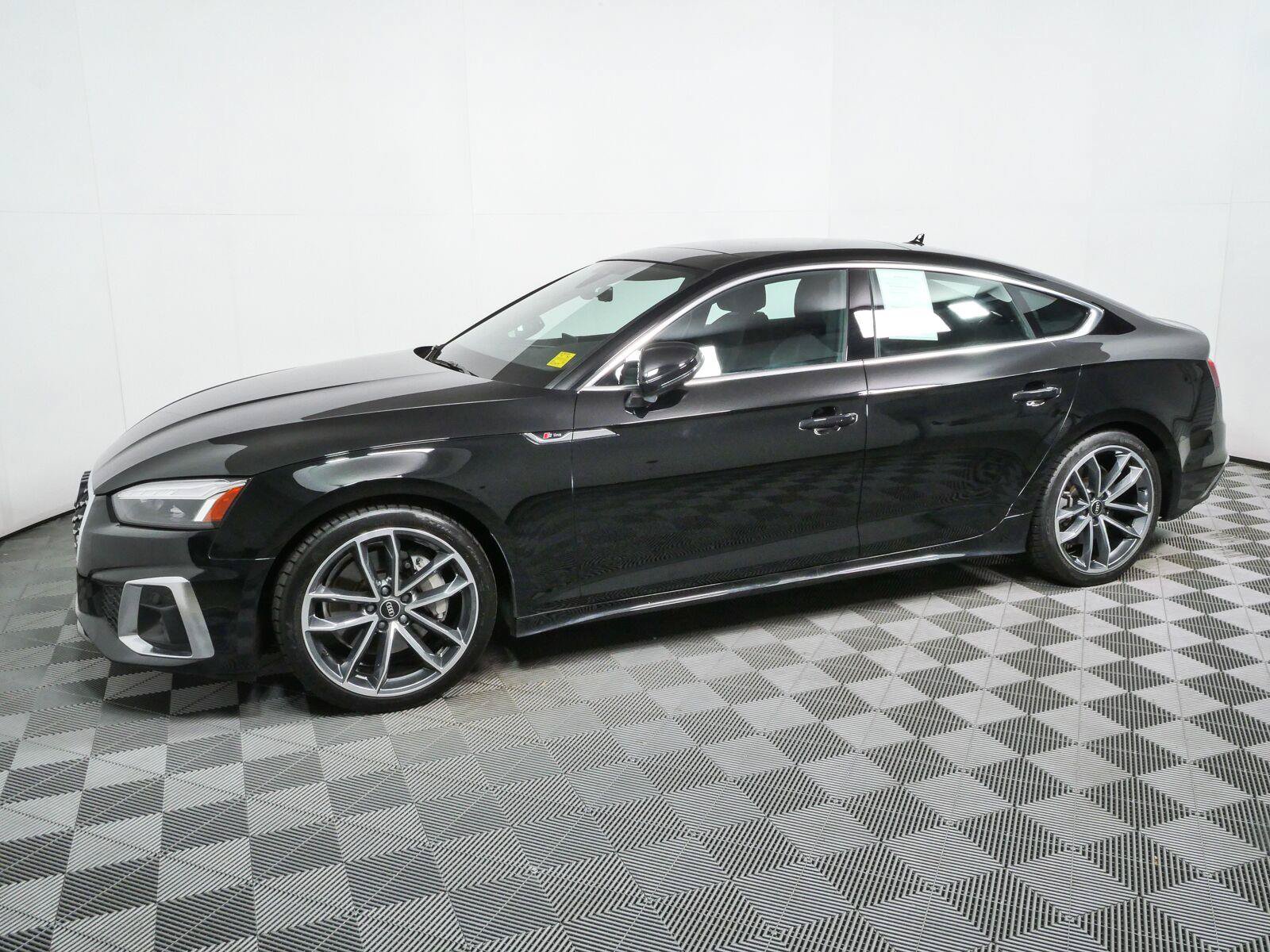 Used 2024 Audi A5 2.0T Premium Plus w/ Premium Plus AWD/4WD image 31