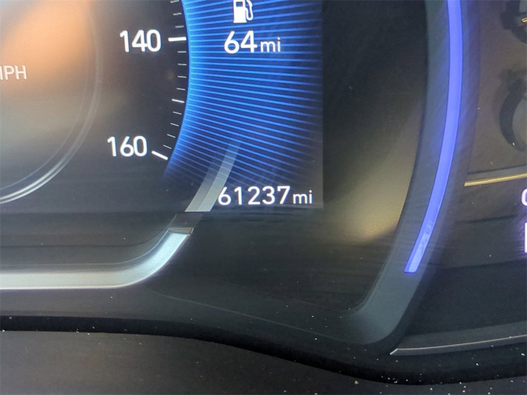 Used 2019 Hyundai Santa Fe Limited image 31