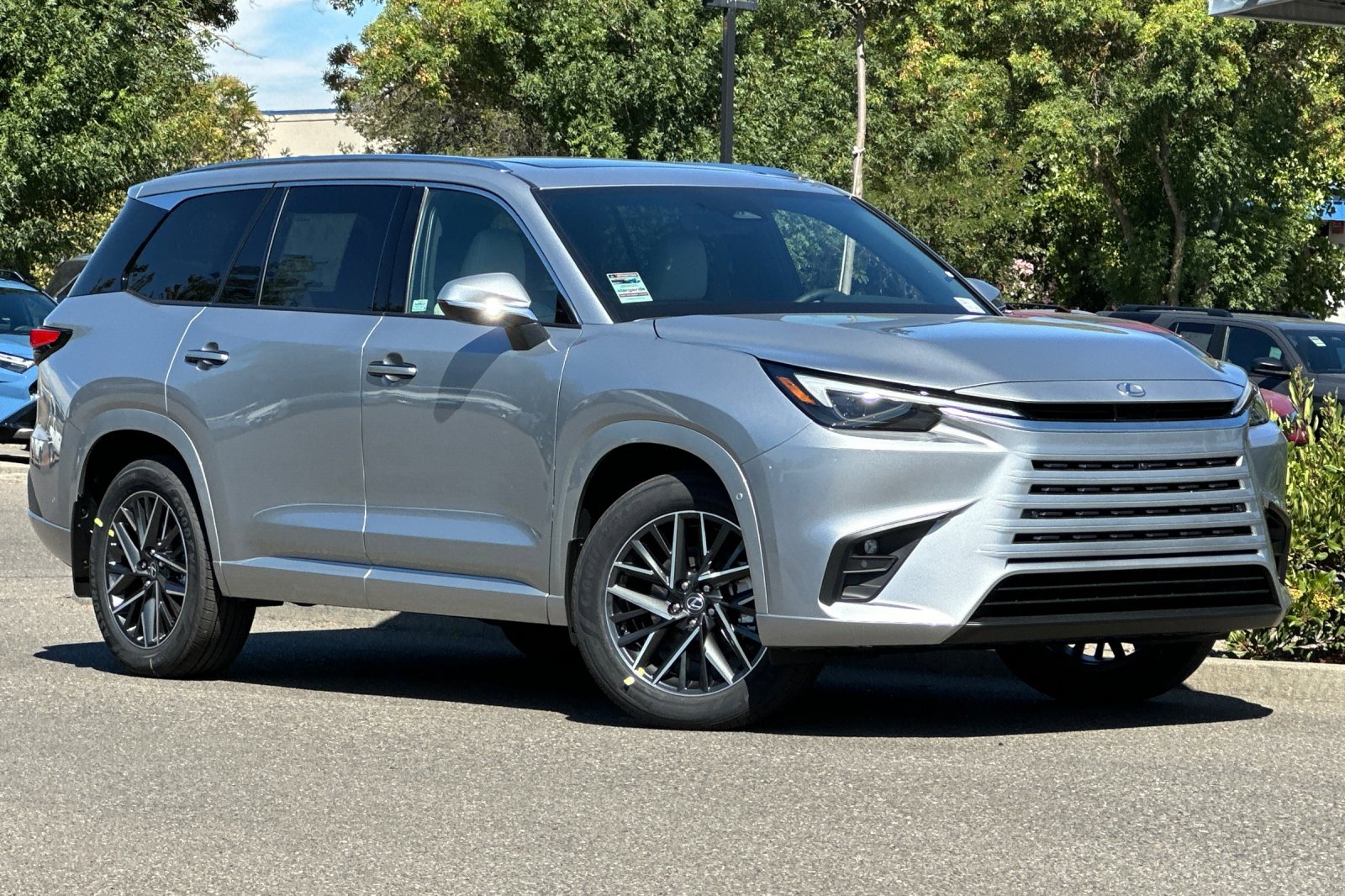 New 2025 Lexus TX 350 AWD image 2