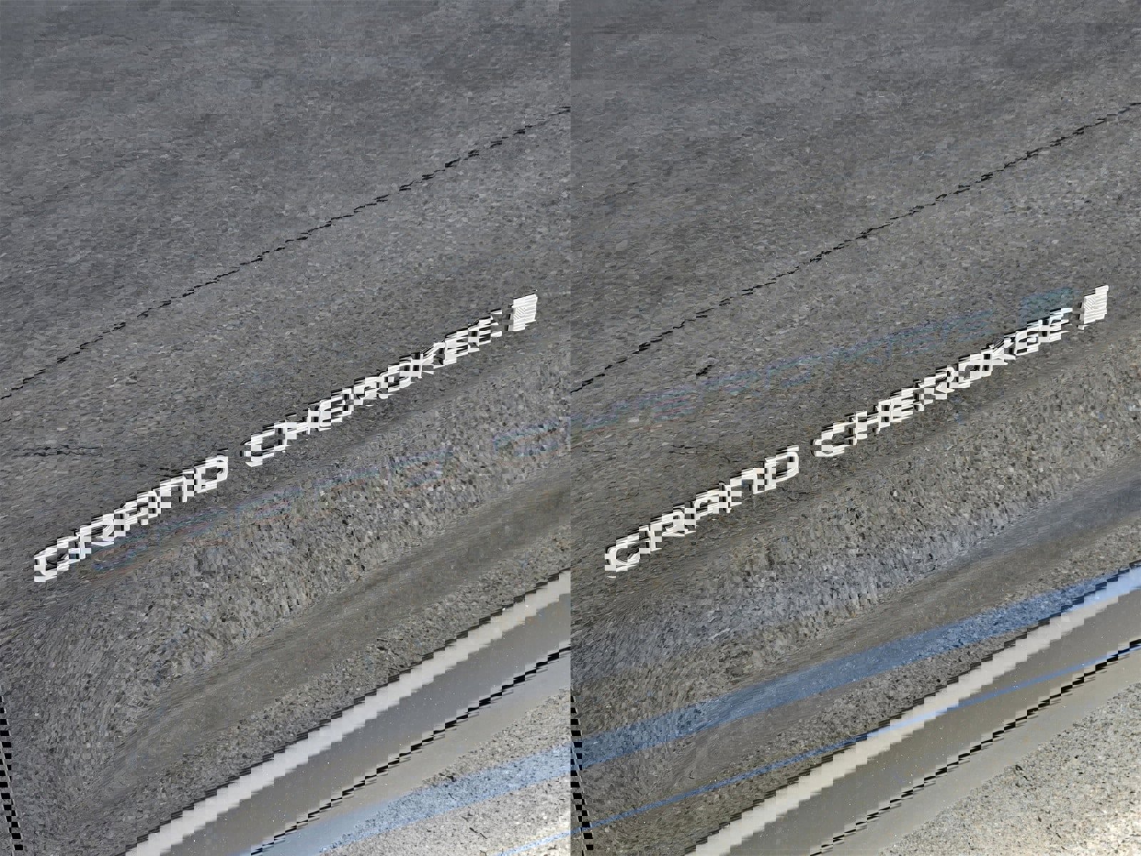 New 2025 Jeep Grand Cherokee Limited image 11