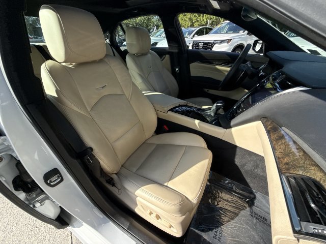 Used 2019 Cadillac CTS Luxury RWD image 26