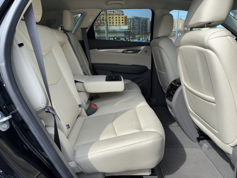 Used 2018 Cadillac XT5 Premium Luxury image 35