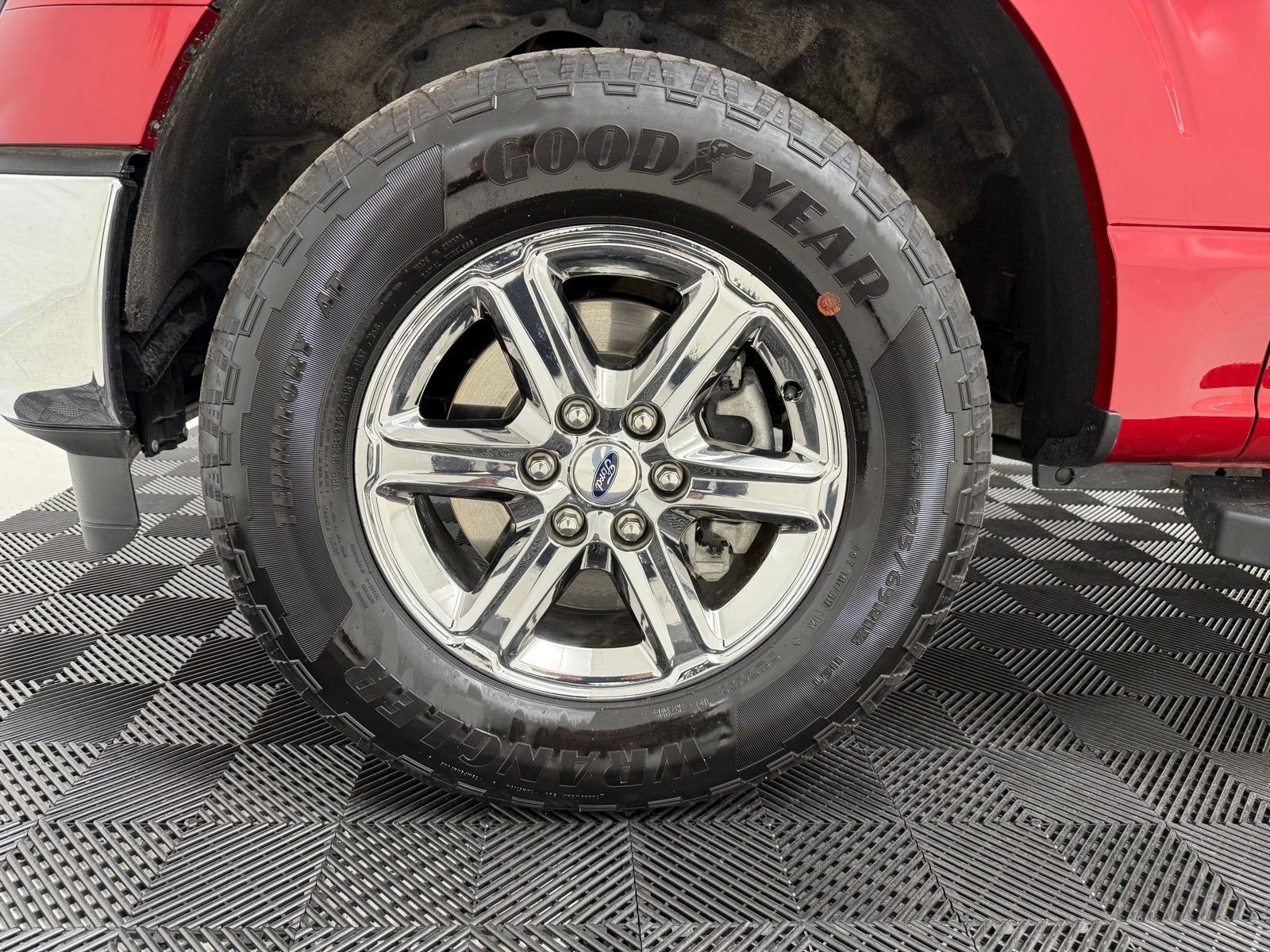 Used 2025 Ford F150 XLT w/ Equipment Group 301A Standard AWD/4WD image 15