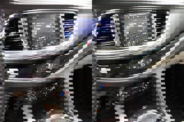 Used 2023 Buick Enclave Avenir w/ Avenir Technology Package image 8