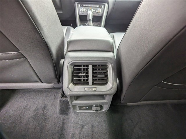 Used 2020 Volkswagen Tiguan SE w/ Panoramic Sunroof Package image 15
