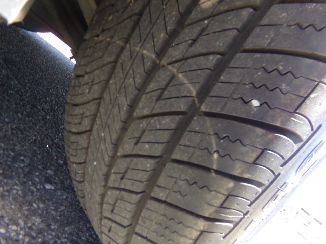 Used 2007 Buick Lucerne CXL FWD image 19