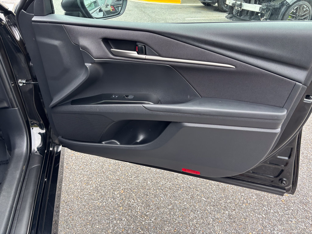 Used 2026 Toyota Camry LE FWD image 36