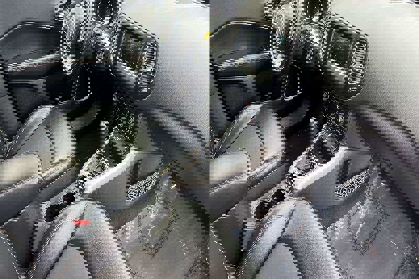 Used 2018 Jeep Compass Latitude w/ Popular Equipment Group image 17