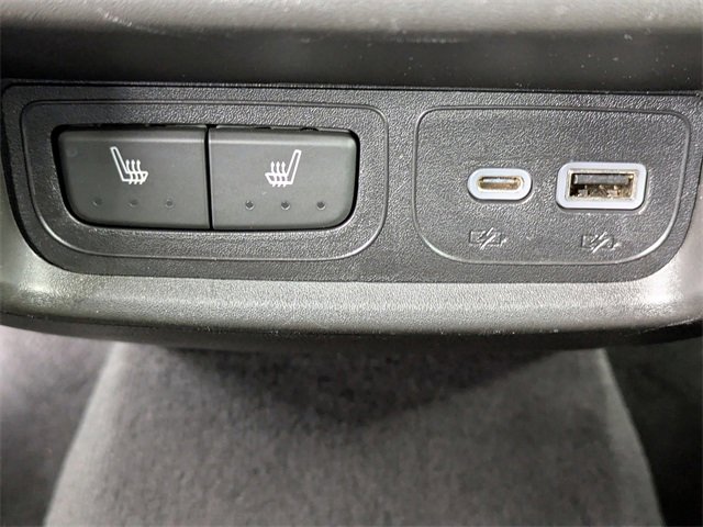 Certified 2023 Cadillac XT4 Premium Luxury w/ Cold Weather Package image 15