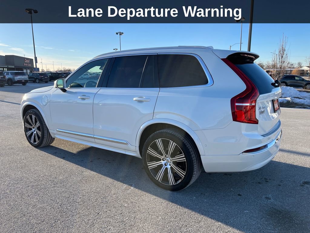 Used 2025 Volvo XC90 T8 Ultra w/ Protection Package Premier image 3