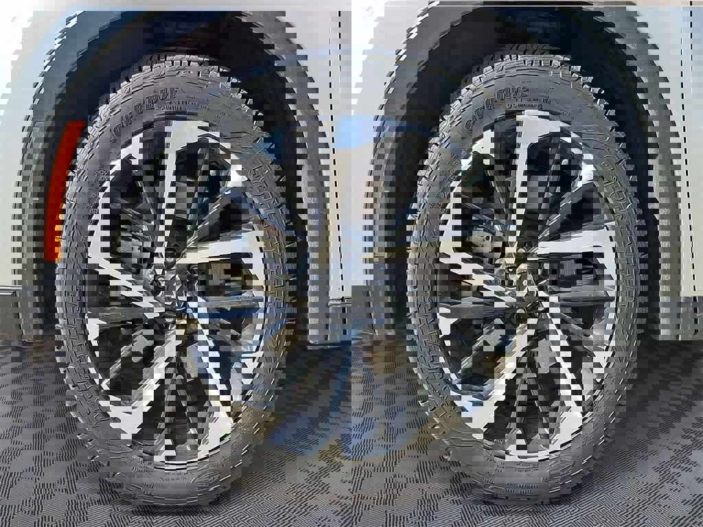 Used 2024 Mitsubishi Outlander SE image 8