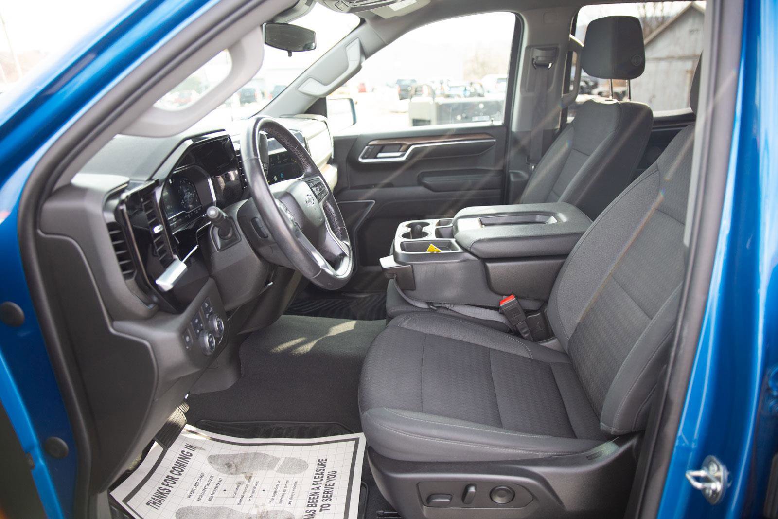 Used 2022 Chevrolet Silverado 1500 RST image 18