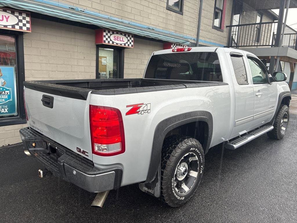 Used 2013 GMC Sierra 1500 SLT w/ SLT Convenience Package AWD/4WD image 8