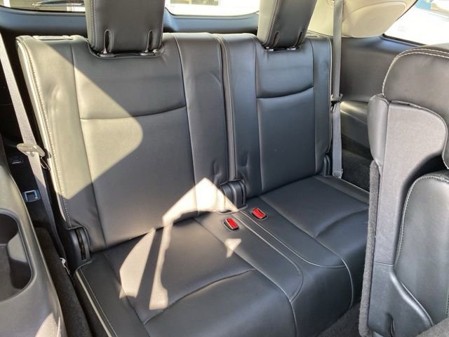 Used 2019 INFINITI QX60 Luxe image 37